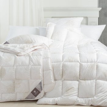 Ковдра 4 SEASONS з екслюзивним вистебом ЗИМА - ЛІТО 140х210